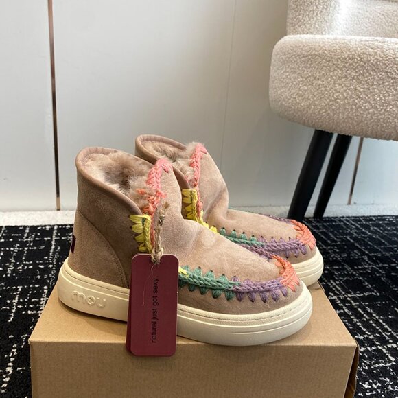 Mou Eskimo Mini Series Ethnic Round-Toe Women's Snow Boots - Picture 2 of 9